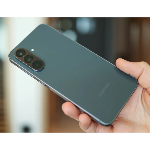 گوشی موبایل سامسونگ مدل Galaxy A56 دو سیم کارت ظرفیت 256 گیگابایت و رم 8 گیگابایت - ویتنام 102127713